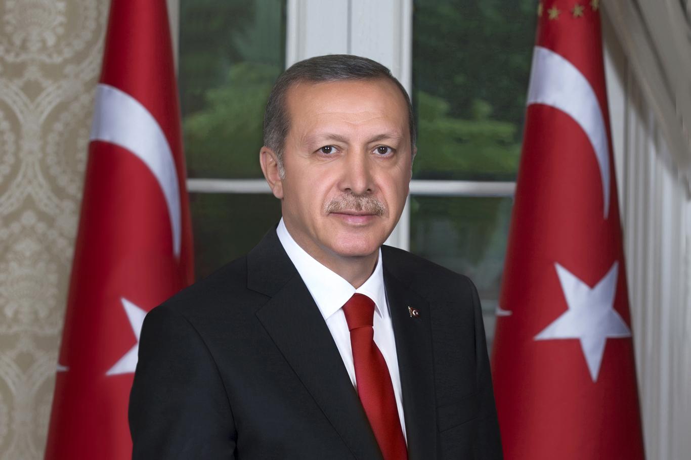 Cumhurbaşkanı Erdoğan 12 üniversiteye rektör atadı Cumhurbaşkanı Erdoğan 12 üniversiteye rektör atadı